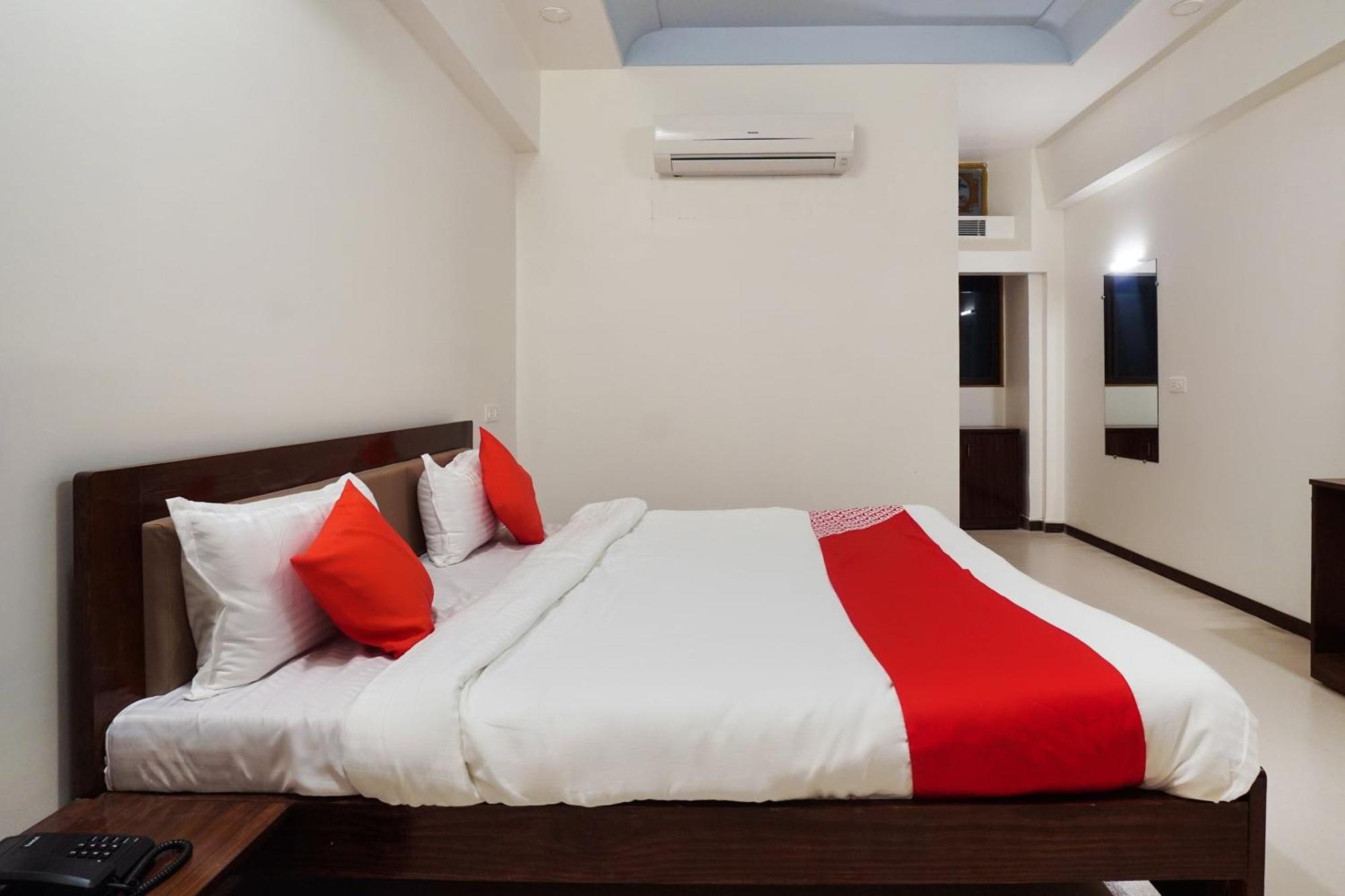 O Shivam Hotel