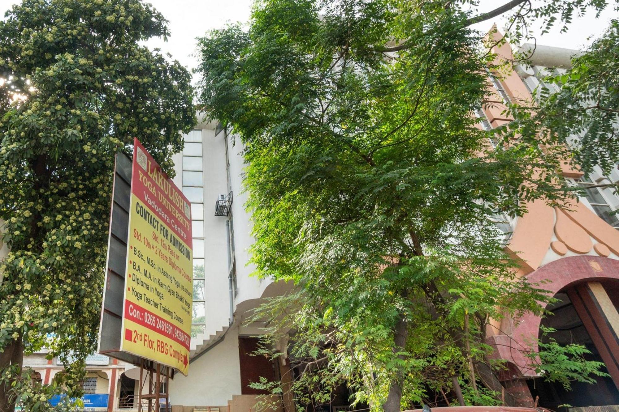 Hotel O Shivam Vadodara