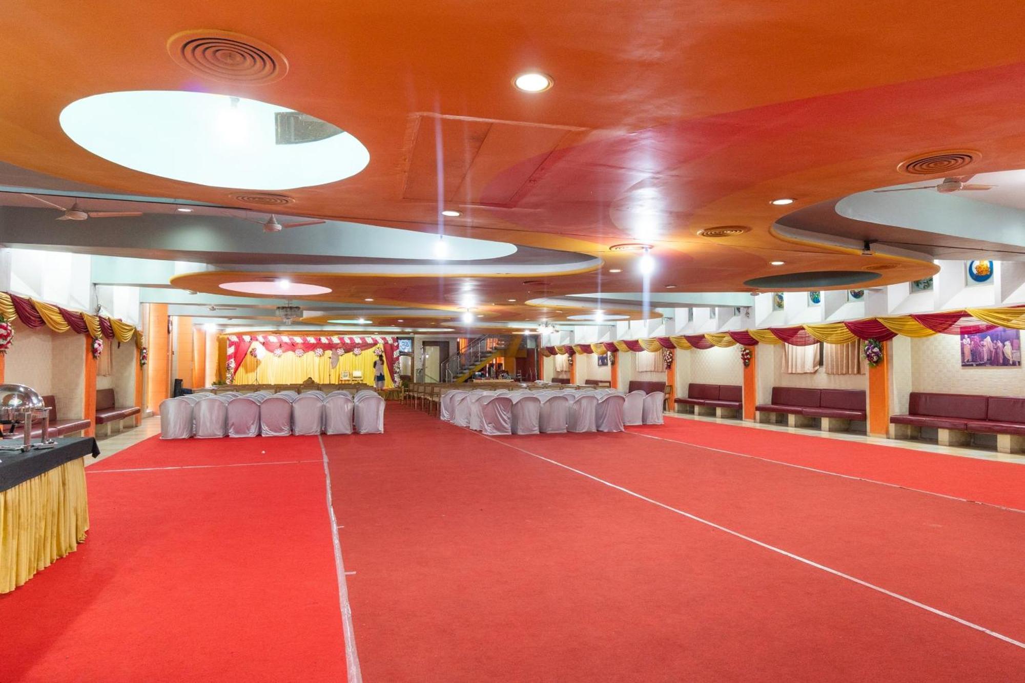 O Shivam Hotel *